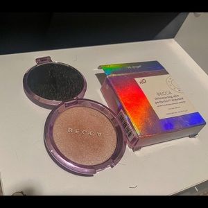 Becca Limited Edition "Hi, Angel" Highlighter